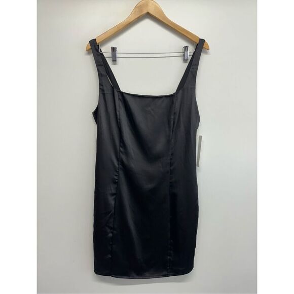 AQUA Mini Satin Dress Size Large Black‎ Square Neck Sleeves Exclusive NWT - Picture 2 of 13